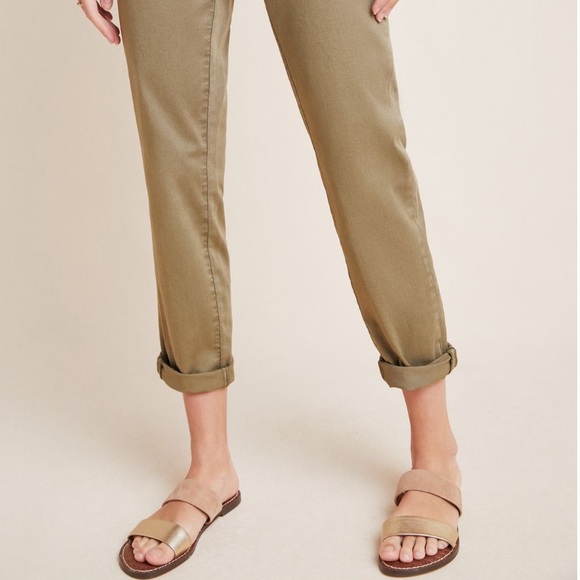 SOLD Relaxed Chino Trousers in moss - Picture 3 of 10